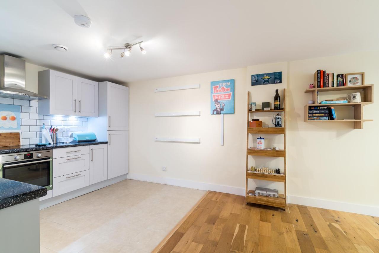 Fantastic Central Brixton Flat For Up To 6 Guests Leilighet London Eksteriør bilde
